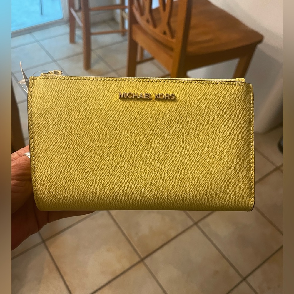 Michael Kors wallet